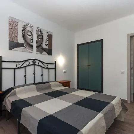 1215 Baix Camp Casa Con Jardin - Apivend Immo Semesterbostad *
