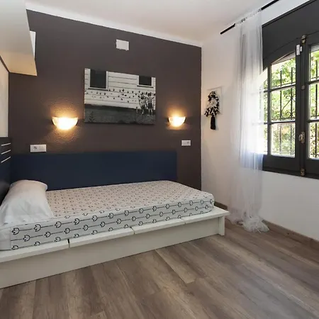 1215 Baix Camp Casa Con Jardin - Apivend Immo Semesterbostad *