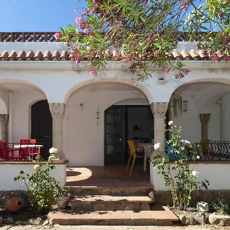 1215 Baix Camp Casa Con Jardin - Apivend Immo * Roses